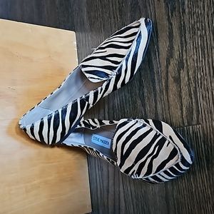 Steve Madden Zebra Print Pony Hair Loafers Size 8